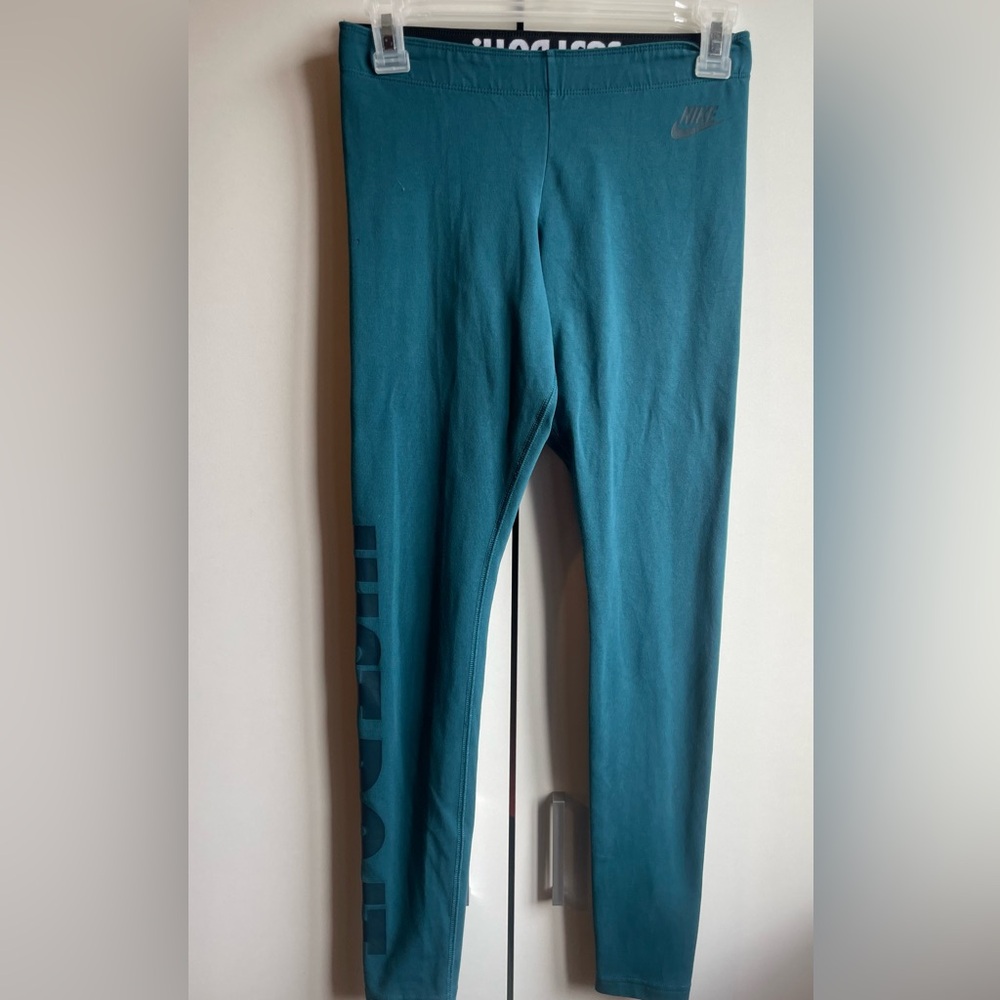 Nike leggings